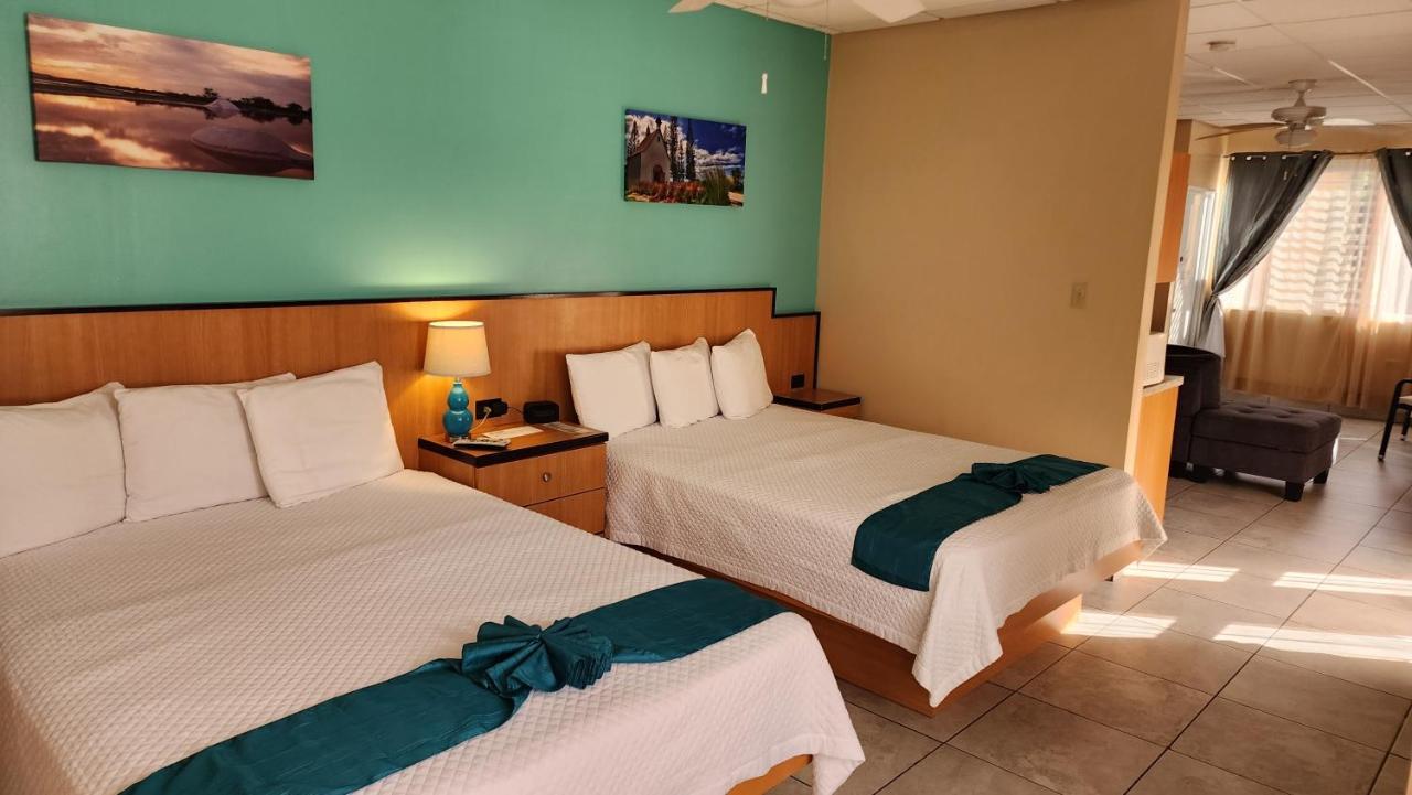 กอมบาเต บีช รีสอร์ต Hotel กาโบโรโค ภายนอก รูปภาพ