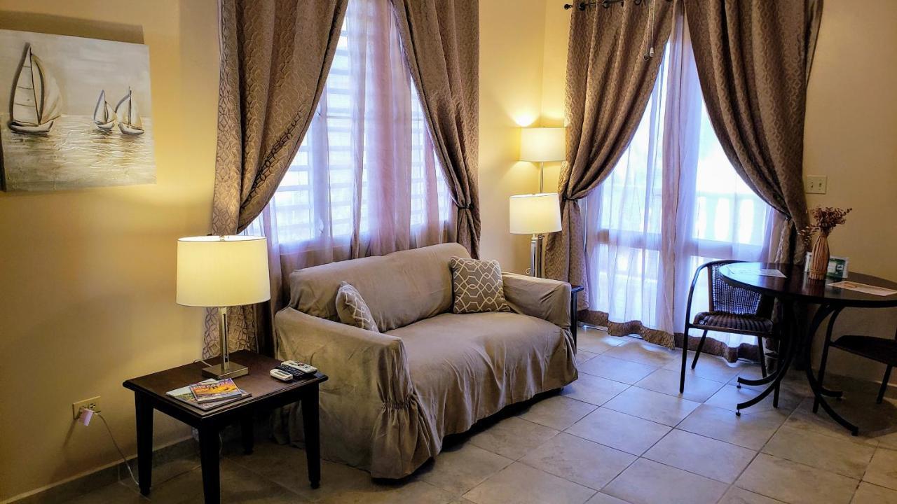 กอมบาเต บีช รีสอร์ต Hotel กาโบโรโค ภายนอก รูปภาพ